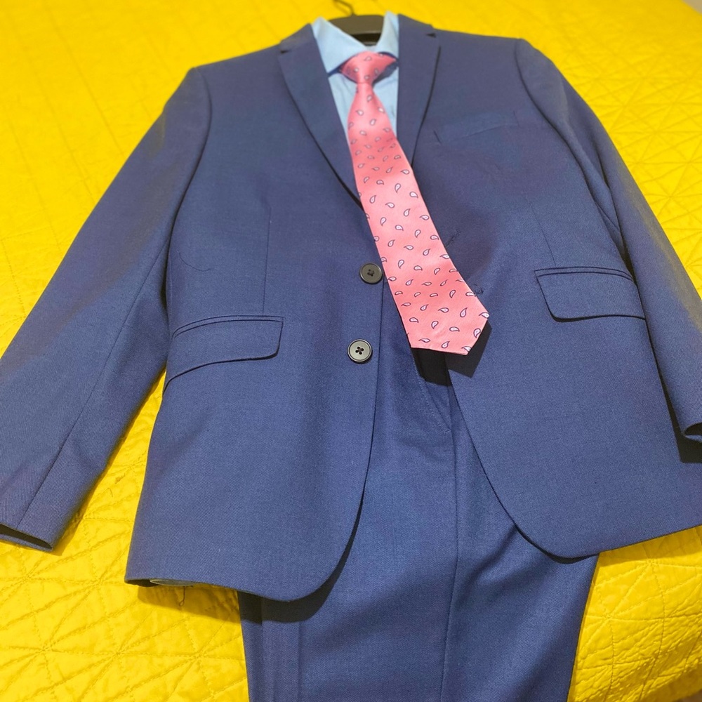 Traje formal para niño talla 12R de men’s wearhouse